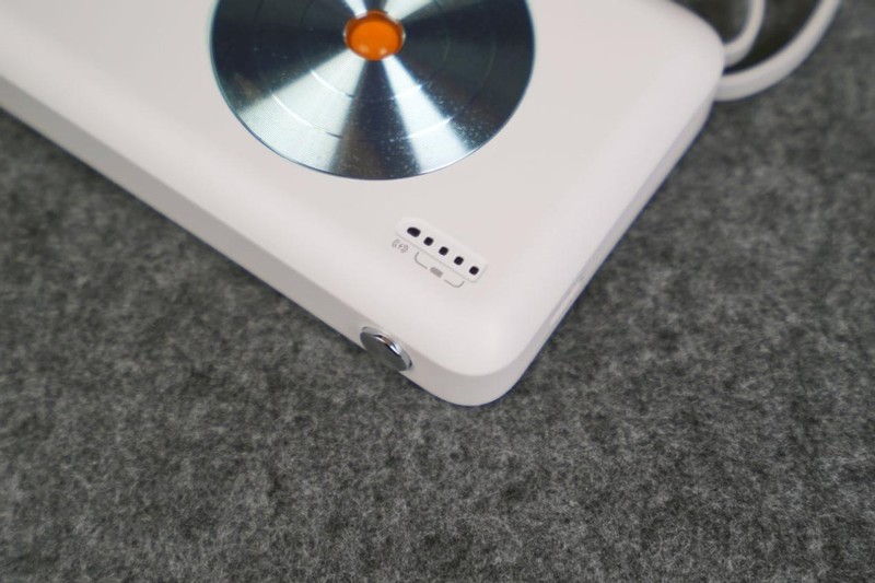 西圣 PB 磁吸式移动电源评测：出行充电的得力助手