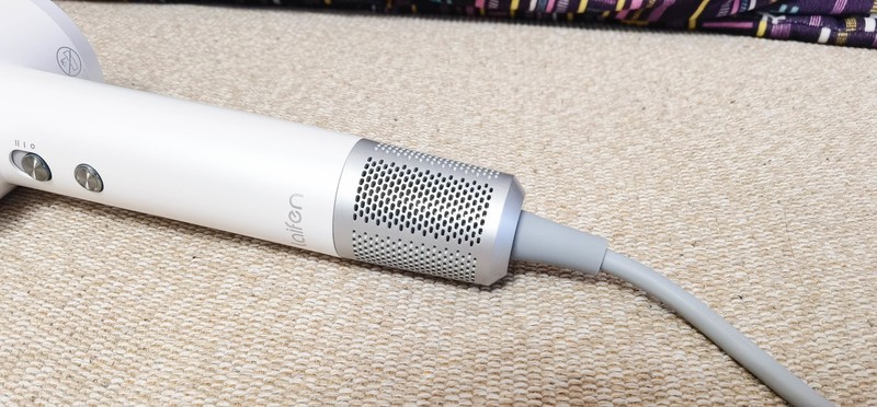 号称戴森平替的徕芬吹风机，是否能够媲美甚至反超戴森？