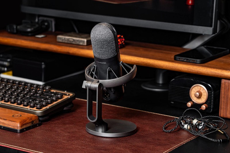 超强降噪，声音干净无底噪，赛睿爱丽丝ALIAS PRO电容麦克风评测