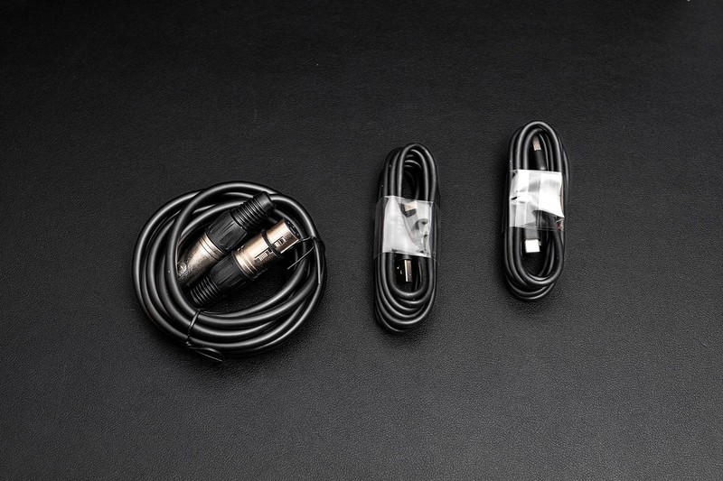 超强降噪，声音干净无底噪，赛睿爱丽丝ALIAS PRO电容麦克风评测