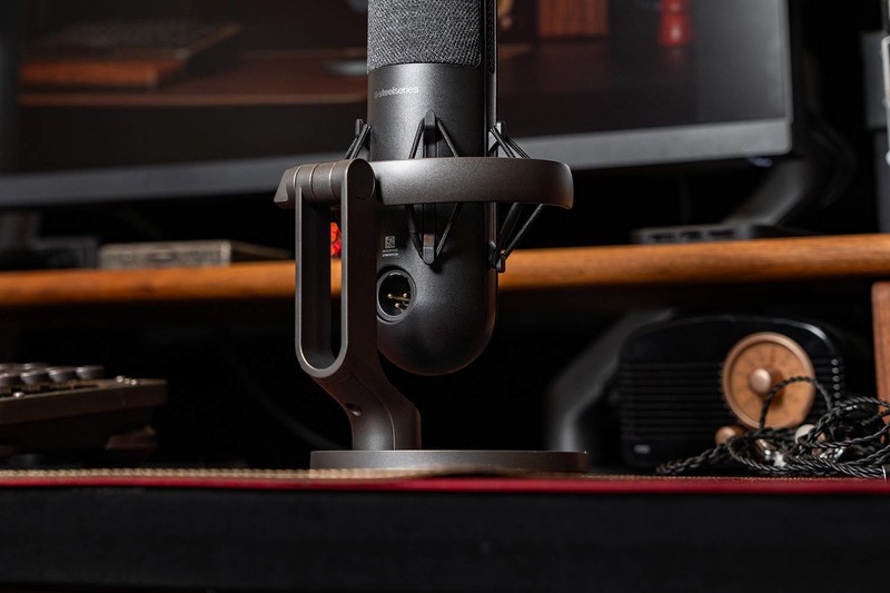 超强降噪，声音干净无底噪，赛睿爱丽丝ALIAS PRO电容麦克风评测