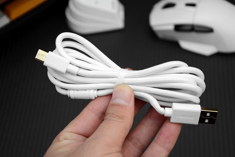 透明底壳、无线三模、279元，达尔优A955三模无线鼠标开箱