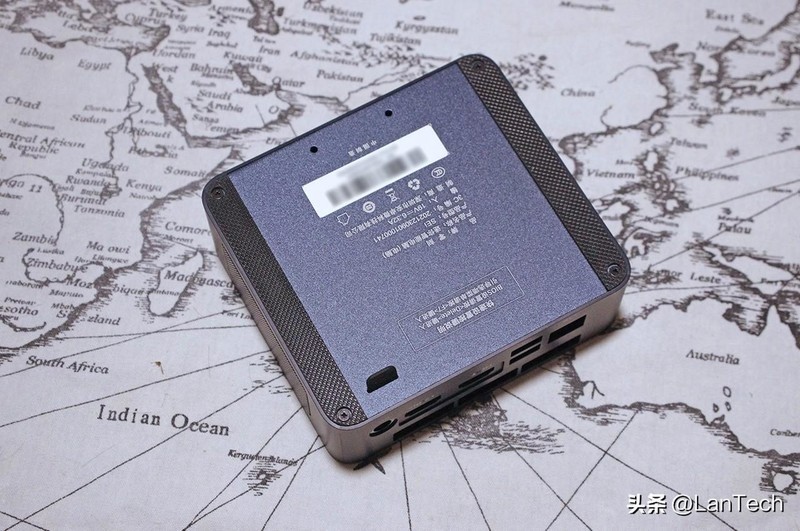 双扇加持，稳定高能：零刻 SEi12 高性能迷你电脑体验