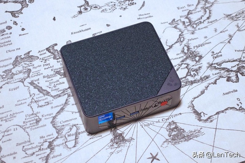 双扇加持，稳定高能：零刻 SEi12 高性能迷你电脑体验