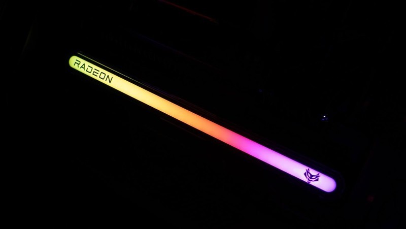 打游戏谁更胜一筹？AMD 锐龙7 7800X3D、Intel i9 14900K对比测试