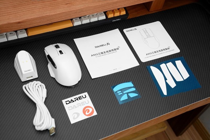 透明底壳、无线三模、279元，达尔优A955三模无线鼠标开箱