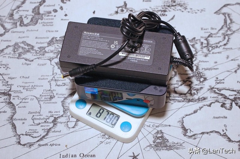 双扇加持，稳定高能：零刻 SEi12 高性能迷你电脑体验