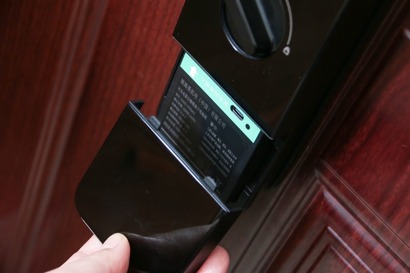 德施曼Q50MPro智能锁：4寸高清室内大屏，支持远程通话、九大解锁功能