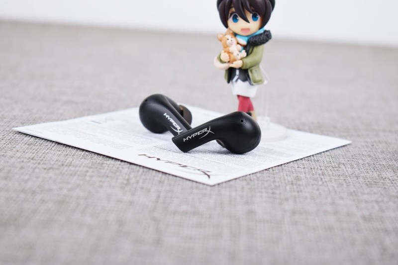 极度未知HyperX天际游戏耳机开箱试玩：真无线也能超低延迟