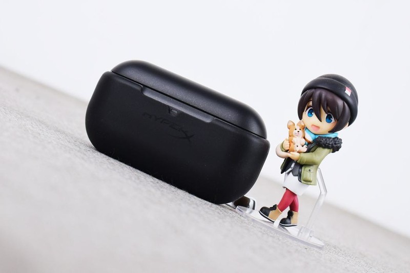 极度未知HyperX天际游戏耳机开箱试玩：真无线也能超低延迟