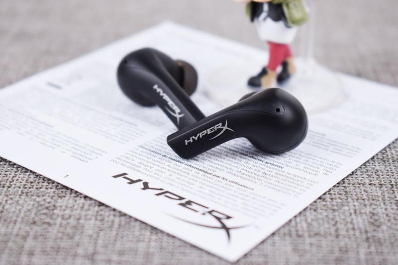 极度未知HyperX天际游戏耳机开箱试玩：真无线也能超低延迟