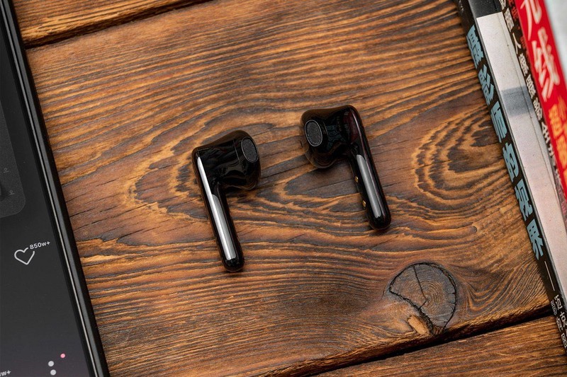 TRIBIT FlyBuds C2：百元听个响？你低估了国产耳机的卷卷之情