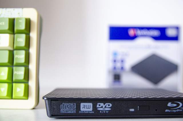 无法撼动的刻录王者，数据备份安心之选的威宝蓝光刻录机体验有感
