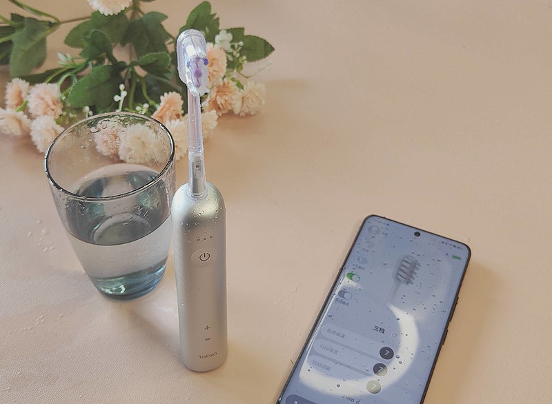 一口牙齿50万，看牙看到破产！当代年轻人到底如何低成本护齿？