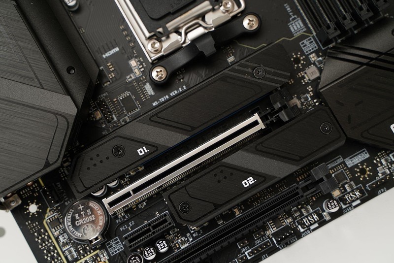 逆袭2K游戏 AMD RADEON RX 6750XT高画质吹响号角