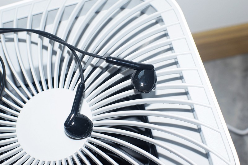 游戏音效的全新体验 Wedoking的G7.1入耳式游戏有线耳机