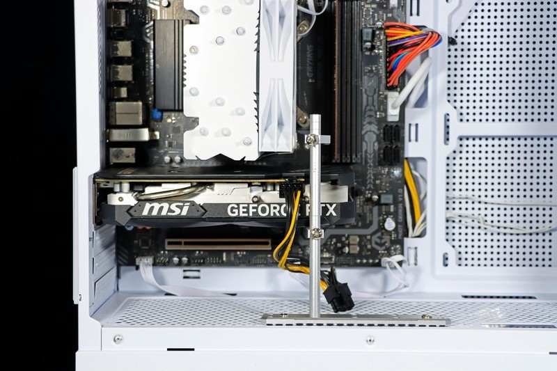 到手即用，主打一个省心！微星 AEGIS 宙斯盾 S 主机