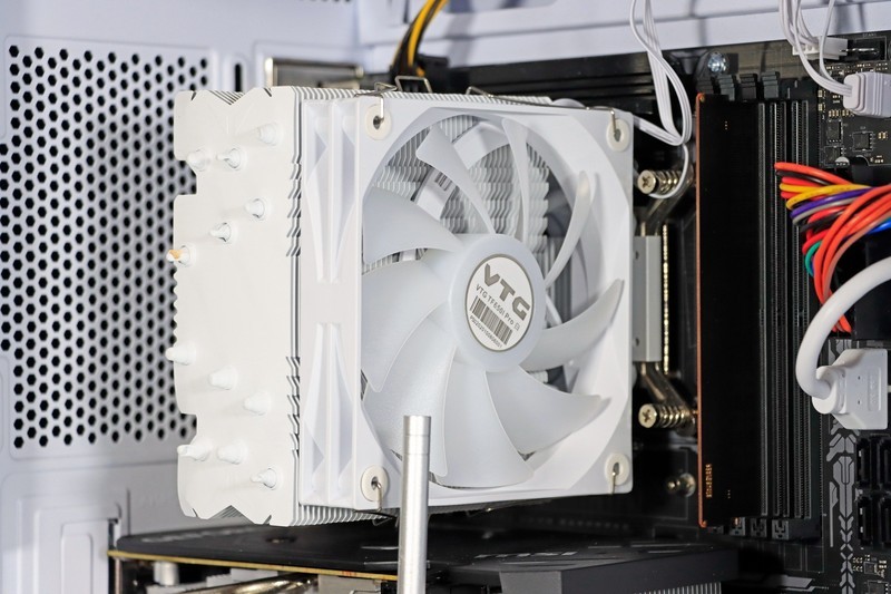 到手即用，主打一个省心！微星 AEGIS 宙斯盾 S 主机