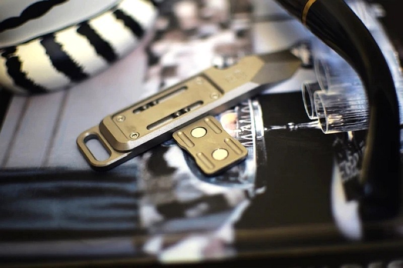 工具与玩具相结合 费戈全钛推推牌撬棍