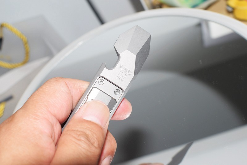 工具与玩具相结合 费戈全钛推推牌撬棍