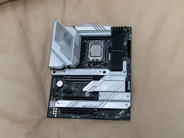 7800MHz动动手指就搞定了，人人都可以会的宏碁掠夺者Vesta II 6800 DDR5超频教程