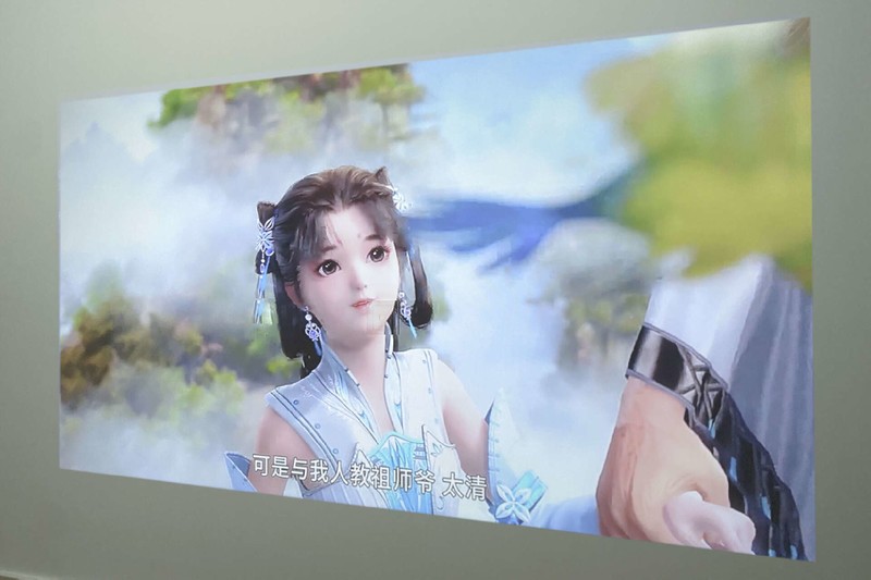 全密闭式光机，1080P物理分辨率，这款投影仪家用，商用我都十分推荐