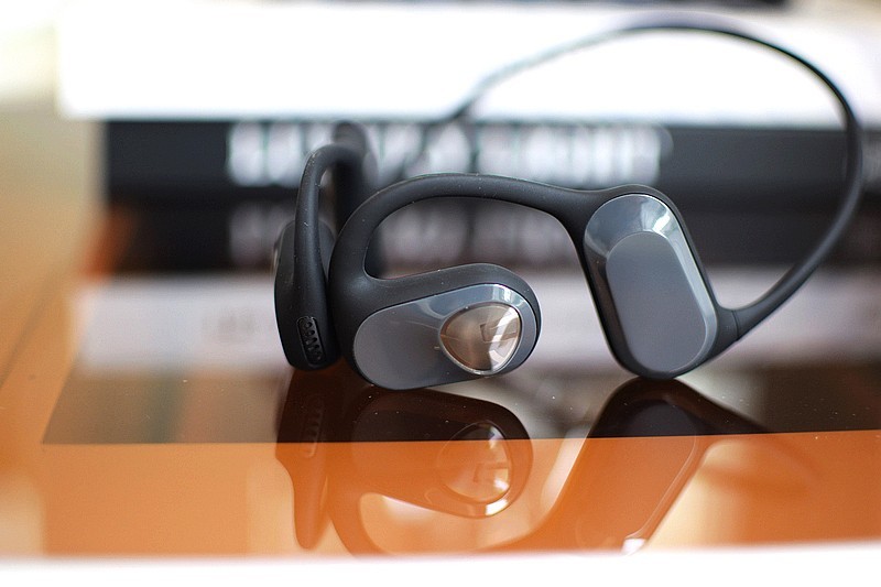 你值得拥有的泥炭蓝牙耳机RunFree：音质出色，佩戴舒适，续航能力强劲