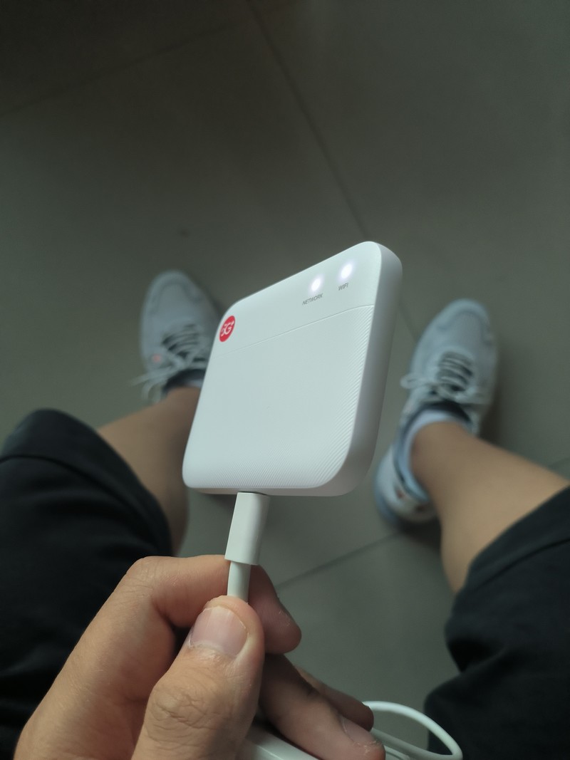 不良5G随身WiFi可能“烫鸡鸡”？发热严重可能烫伤