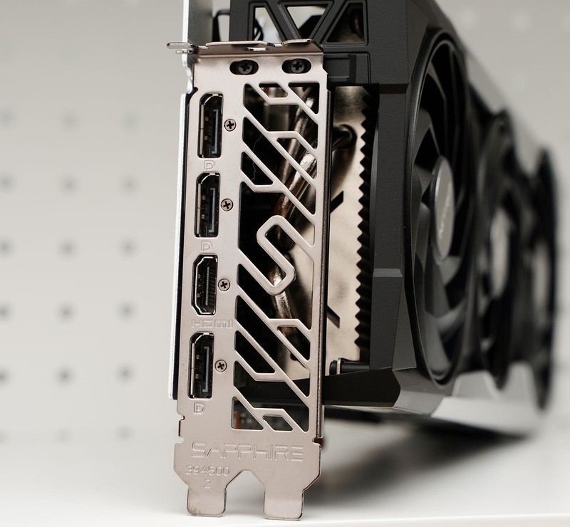 逆袭2K游戏 AMD RADEON RX 6750XT高画质吹响号角