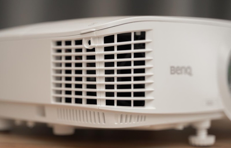 打破低效，明基MX560商用高清投影仪让办公更有效率