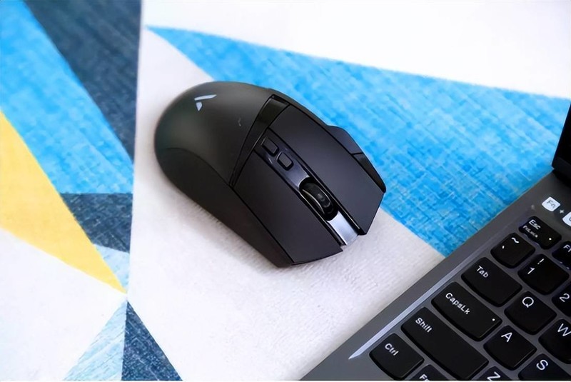 暑假开黑忙？看看这款游戏外设是否能让你事半功倍？