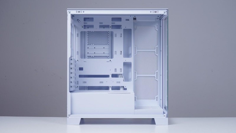 探索背插2.0：i5-13490F+B760 BTF海景房无线装机之旅