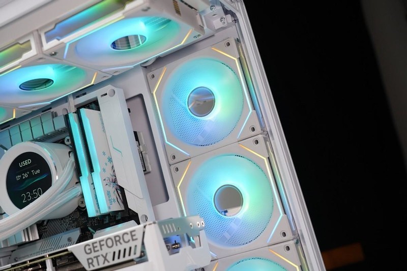 探索背插2.0：i5-13490F+B760 BTF海景房无线装机之旅