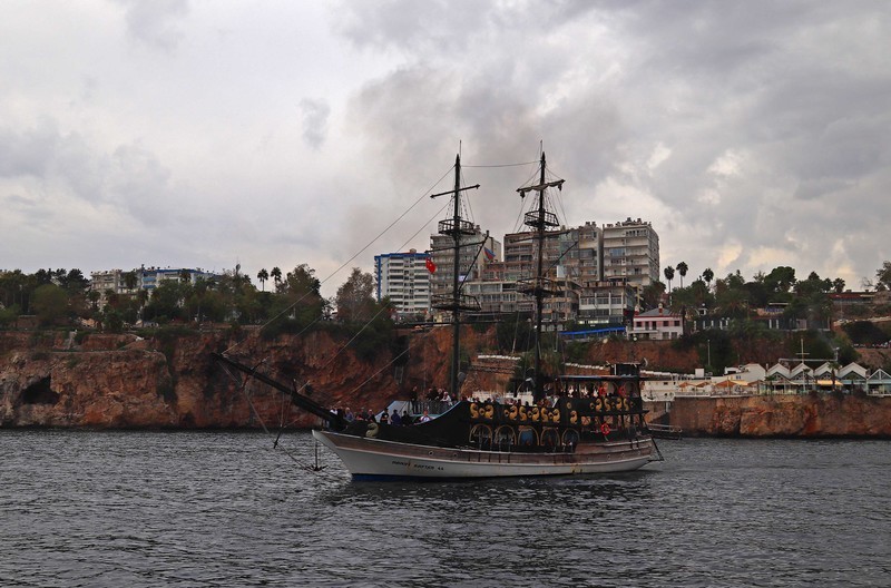 土耳其安塔利亚船游地中海(二}