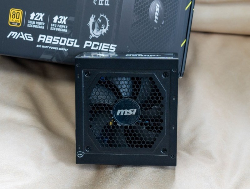 全球最好玩的神作DLC免费送，蓝戟Intel Arc A750 Photon 8G OC X 艾尔登法环黄金树幽