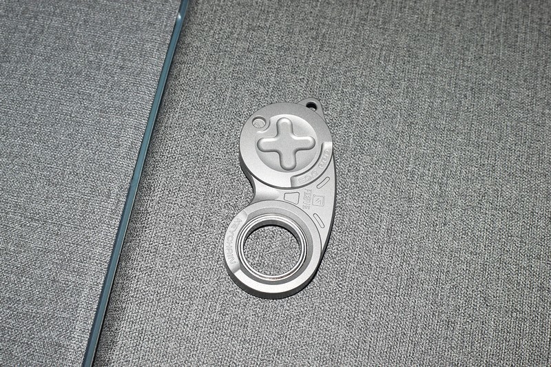 赛博朋克风格 创意十足 FEGVE费戈时光眼镜钥匙扣