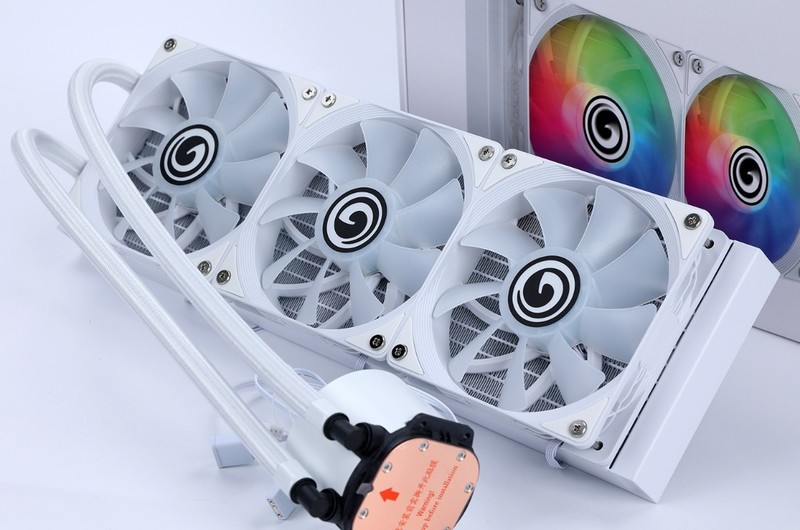 被迫升级，R7-5800X跨平台转战i5-13600KF平台装机是种什么样的体验？