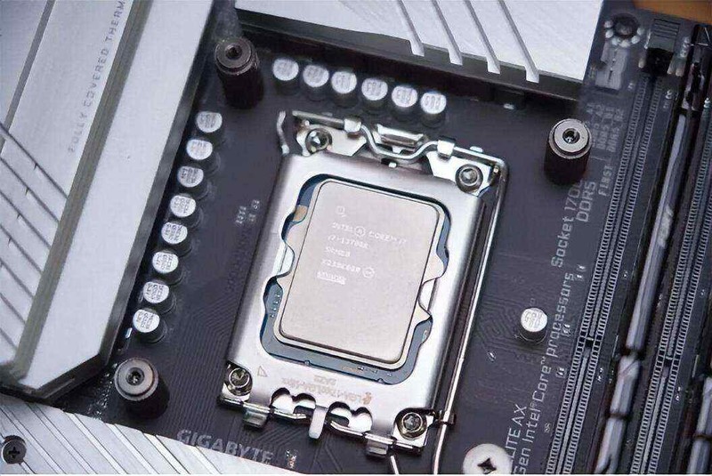 ATX 3.0、逆转弹尘、100-240V宽幅电压，安耐美GX1200W DF电源分享