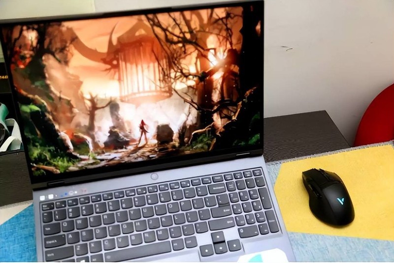 暑假开黑忙？看看这款游戏外设是否能让你事半功倍？