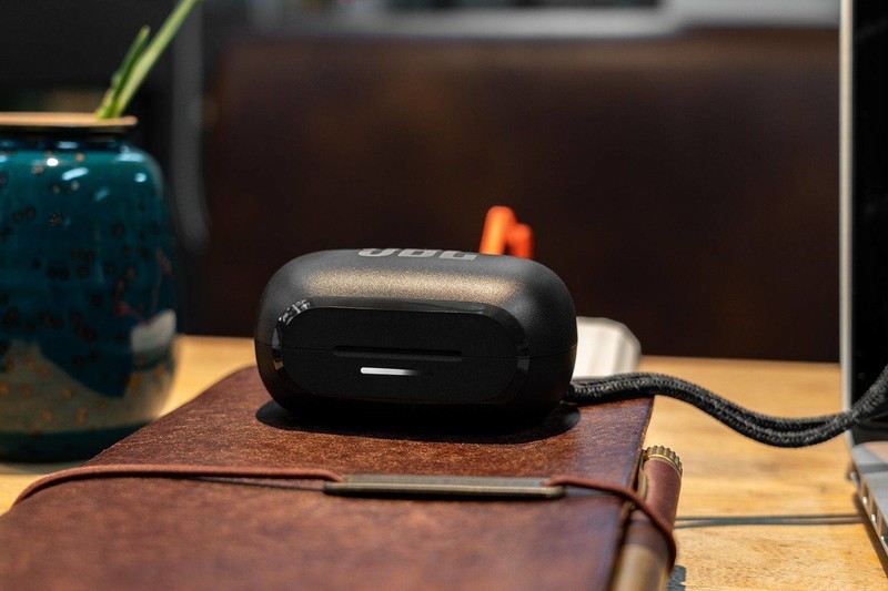 4000字体验长文，解读JBL Reflect Flow Pro：这是一款有态度的TWS