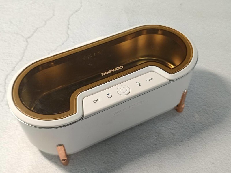 怎样清洗眼镜？超声波清洗机对眼镜有伤害吗？清洁好帮手洗眼镜机