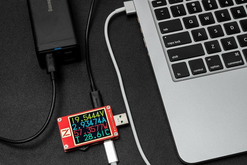 告别乱糟糟的桌面，倍思100W氮化镓桌面插排，解决多设备充电痛点