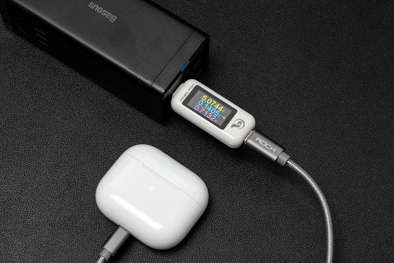 告别乱糟糟的桌面，倍思100W氮化镓桌面插排，解决多设备充电痛点