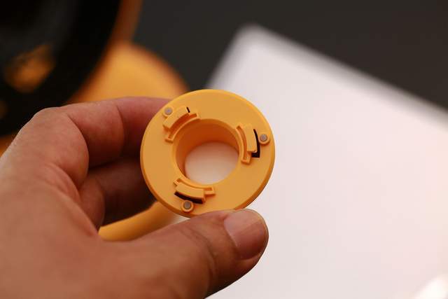 让你的桌面亮起来，夏日有范搭配，Lofree洛斐S桌面风扇+蕉点配色