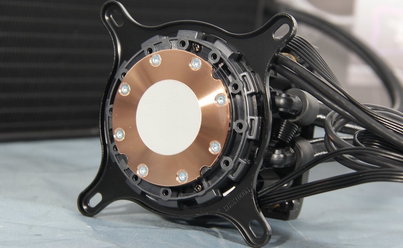 13代i7暴打12代i9！憋屈太久了，牙膏厂疯起来真的挺吓人