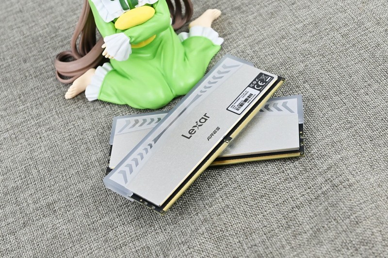 雷克沙Ares战神之翼DDR5 6000 32G内存套装评测：AMD平台低延迟伴侣