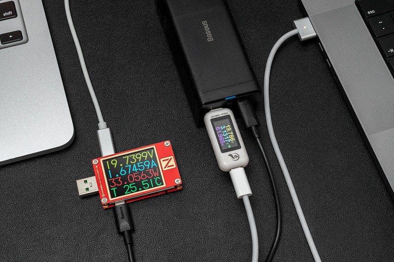 告别乱糟糟的桌面，倍思100W氮化镓桌面插排，解决多设备充电痛点