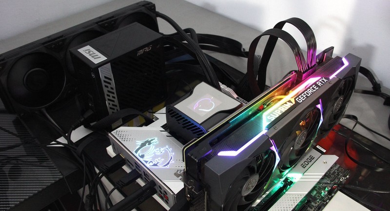 13代i7暴打12代i9！憋屈太久了，牙膏厂疯起来真的挺吓人