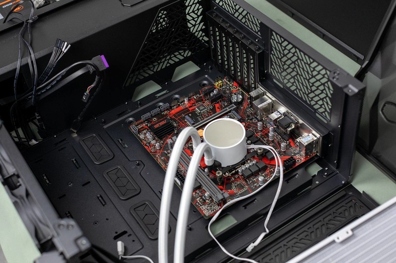 酷冷至尊TD500 Mesh V2机箱评测，机身全新升级，让装机更方便