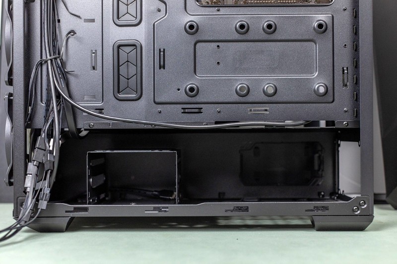 酷冷至尊TD500 Mesh V2机箱评测，机身全新升级，让装机更方便